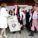 11.06.2017 Tokarnia. Jawor u źródeł kultury / Jarosław Kubalski / Radio Kielce