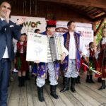 11.06.2017 Tokarnia. Jawor u źródeł kultury / Jarosław Kubalski / Radio Kielce