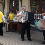 Jędrzejów. IV Świętokrzyski Rajd Seniorów Oświaty ZNP / Ewa Pociejowska-Gawęda / Radio Kielce