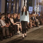 01.06.2017 Kielce. Off Fashion. Pokaz mody w salonie BMW. / Jarosław Kubalski / Radio Kielce