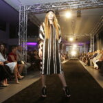 01.06.2017 Kielce. Off Fashion. Pokaz mody w salonie BMW. / Jarosław Kubalski / Radio Kielce