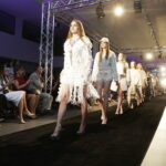 01.06.2017 Kielce. Off Fashion. Pokaz mody w salonie BMW. / Jarosław Kubalski / Radio Kielce