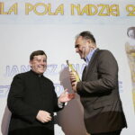 08.06.2017 Kielce. Gala "Pola Nadziei". Wyróżnienie Anioł z Żonkilem dla Janusza Knapa, prezesa Radia Kielce. / Jarosław Kubalski / Radio Kielce