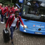 12.06.2017 Kielce. Reprezentacja Angli w turnieju UEFA EURO U21 dotarła do hotelu. / Jarosław Kubalski / Radio Kielce