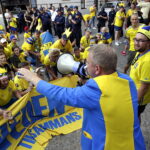 16.06.2017. Kielce . Przemarsz kibiców szwedzkich. / Jarosław Kubalski / Radio Kielce