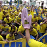 16.06.2017. Kielce . Przemarsz kibiców szwedzkich. / Jarosław Kubalski / Radio Kielce