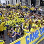 16.06.2017. Kielce . Przemarsz kibiców szwedzkich. / Jarosław Kubalski / Radio Kielce