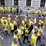 16.06.2017. Kielce . Przemarsz kibiców szwedzkich. / Jarosław Kubalski / Radio Kielce