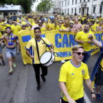 16.06.2017. Kielce . Przemarsz kibiców szwedzkich. / Jarosław Kubalski / Radio Kielce