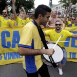 16.06.2017. Kielce . Przemarsz kibiców szwedzkich. / Jarosław Kubalski / Radio Kielce