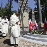 18.06.2017 Kielce. Góra Brusznia. Poświęcenie krzyża powstańczego. / Jarosław Kubalski / Radio Kielce