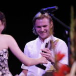 18.06.2017 Kielce. Teatr im. Stefana Żeromskiego. Gala plebiscytu "o Dziką różę". Bartłomiej Cabaj. / Jarosław Kubalski / Radio Kielce