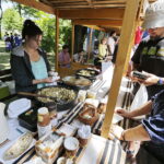 18.06.2017 Kielce. Konkurs „Nasze Kulinarne Dziedzictwo - Smaki Regionów” i koncert finalistów Buskich Spotkań z Folklorem. / Jarosław Kubalski / Radio Kielce