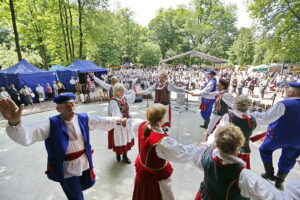 18.06.2017 Kielce. Konkurs „Nasze Kulinarne Dziedzictwo - Smaki Regionów” i koncert finalistów Buskich Spotkań z Folklorem. / Jarosław Kubalski / Radio Kielce