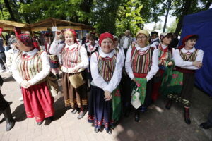 18.06.2017 Kielce. Konkurs „Nasze Kulinarne Dziedzictwo - Smaki Regionów” i koncert finalistów Buskich Spotkań z Folklorem. / Jarosław Kubalski / Radio Kielce