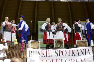 18.06.2017 Kielce. Konkurs „Nasze Kulinarne Dziedzictwo - Smaki Regionów” i koncert finalistów Buskich Spotkań z Folklorem. / Jarosław Kubalski / Radio Kielce