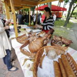 18.06.2017 Kielce. Konkurs „Nasze Kulinarne Dziedzictwo - Smaki Regionów” i koncert finalistów Buskich Spotkań z Folklorem. / Jarosław Kubalski / Radio Kielce