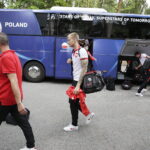 20.06.2017 Cedzyna. Reprezentacja Polski U21 przed hotelem Uroczysko. / Jarosław Kubalski / Radio Kielce