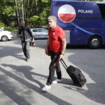 20.06.2017 Cedzyna. Reprezentacja Polski U21 przed hotelem Uroczysko. / Jarosław Kubalski / Radio Kielce