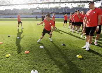 21.06.21 Kielce. Reprezentacja Polski U21 w piłce nożnej podczas oficjalnego treningu na Kolporter Arenie. / Jarosław Kubalski / Radio Kielce