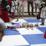 24.06.2017 Kielce. Święto Kielc. Żywe szachy na Placu Konstytucji. / Jarosław Kubalski / Radio Kielce