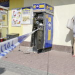 28.06.2017 Kielce. Złodzieje wysadzili bankomat przy ulicy Konopnickiej na Bocianku. / Jarosław Kubalski / Radio Kielce