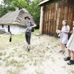 30.06.2017 Tokarnia. Park Etnograficzny. Zdjęcia do filmu "Wilk" w reżyserii Dionizego Krawczyńskiego. / Jarosław Kubalski / Radio Kielce