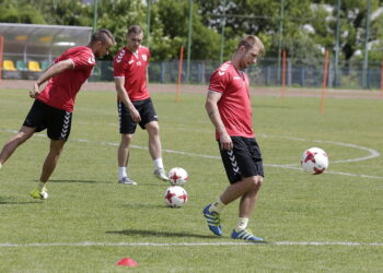 19.06.2017 Kielce. Piłkarze Korony Kielce podczas treningu na stadionie przy ulicy Prostej. / Jarosław Kubalski / Radio Kielce