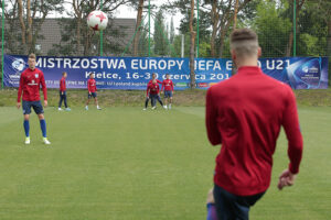 Kielce. UEFA EURO U21 Polska 2017 - trening młodzieżowej reprezentacji Anglii / Włodzimierz Batóg / Radio Kielce