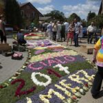 15.06.2017 Spycimierz. Dywany kwiwetne / Włodzimierz Batóg / Radio Kielce