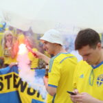 16.06.2017 Kielce. Szwedzcy kibice na kieleckim rynku. / Marzena Mąkosa / Radio Kielce