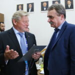 21.06.2017 Kielce. Spotkanie prezydenta Kielc z przedstawicielami UEFA. / Marzena Mąkosa / Radio Kielce