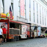 22.06.2017 Kielce. Zlot Food Trucków. / Marzena Mąkosa / Radio Kielce