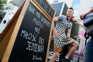 22.06.2017 Kielce. Zlot Food Trucków. / Marzena Mąkosa / Radio Kielce