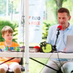 28.06.2017 Kielce. "Stacja Wakacje" - Wspólne układanie Kostki Rubika. / Marzena Mąkosa / Radio Kielce