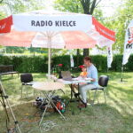 28.06.2017 Kielce. "Stacja Wakacje" - Wspólne układanie Kostki Rubika. / Marzena Mąkosa / Radio Kielce
