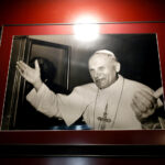 02.06.2017 Kielce. Wernisaż wystawy "Pielgrzym Tysiąclecia" w Pałacu Biskupów Krakowskich / Marzena Mąkosa / Radio Kielce