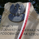 02.06.2017 Szydłów. Odsłonięcie Pomnika Żołnierzy Armii Krajowej Podobwodu AK Szydłów. / Marzena Mąkosa / Radio Kielce