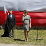 02.06.2017 Szydłów. Odsłonięcie Pomnika Żołnierzy Armii Krajowej Podobwodu AK Szydłów. / Marzena Mąkosa / Radio Kielce