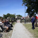 02.06.2017 Szydłów. Odsłonięcie Pomnika Żołnierzy Armii Krajowej Podobwodu AK Szydłów. / Marzena Mąkosa / Radio Kielce