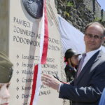 02.06.2017 Szydłów. Odsłonięcie Pomnika Żołnierzy Armii Krajowej Podobwodu AK Szydłów. / Marzena Mąkosa / Radio Kielce