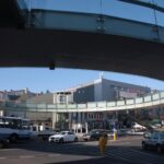 Okrągła kładka dla pieszych nad ruchliwym skrzyżowaniem w Rzeszowie / Robert Felczak / Radio Kielce