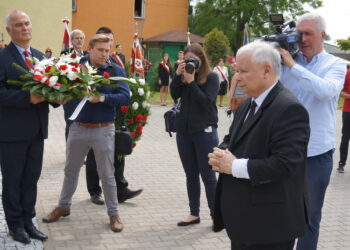 Starachowice. Odsłonięcie Panteonu Pamięci Narodowej (4 czerwca 2017 r.) / Tomasz Piwko / Radio Kielce