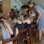 Jędrzejów. Warsztaty pisania ikon w Klasztorze Ojców Cystersów (24.07.2017) / Ewa Pociejowska-Gawęda / Radio Kielce