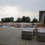 Ostrowiec Świętokrzyski. Budowa nowych basenów odkrytych w kompleksie Rawszczyna / Robert Felczak / Radio Kielce