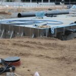 Ostrowiec Świętokrzyski. Budowa nowych basenów odkrytych w kompleksie Rawszczyna / Robert Felczak / Radio Kielce