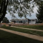 Ostrowiec Świętokrzyski. Budowa nowych basenów odkrytych w kompleksie Rawszczyna / Robert Felczak / Radio Kielce