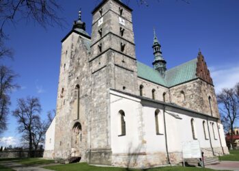 Opatów - Kolegiata Świętego Marcina / Robert Felczak / Radio Kielce