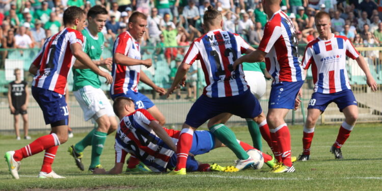 Pierwszy mecz barażowy o awans do II ligi: Radomiak Radom - Wisła Sandomierz / Kamil Król / Radio Kielce