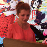 Stąporków. "Stacja: Wakacje" - mieszkańcy grali w kapsle oraz czytali fragmenty "Wesela" / Marek Wtorek / Radio Kielce